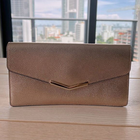 Stunning leather clutch - Picture 1 of 2